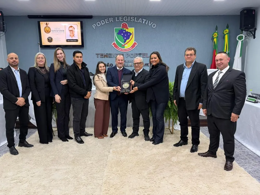 Sessão Solene marca os 71 anos de Tenente Portela com homenagens à história e à comunidade