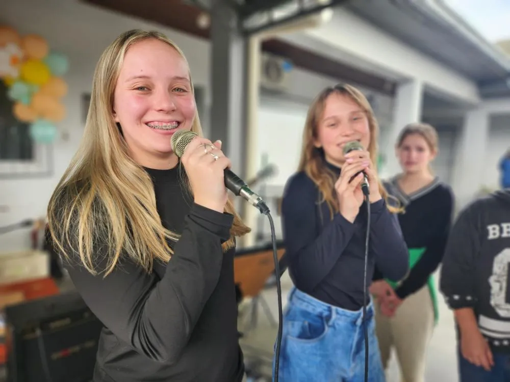 Banda IF Musical se apresenta na Escola Estadual Tenente Portela
