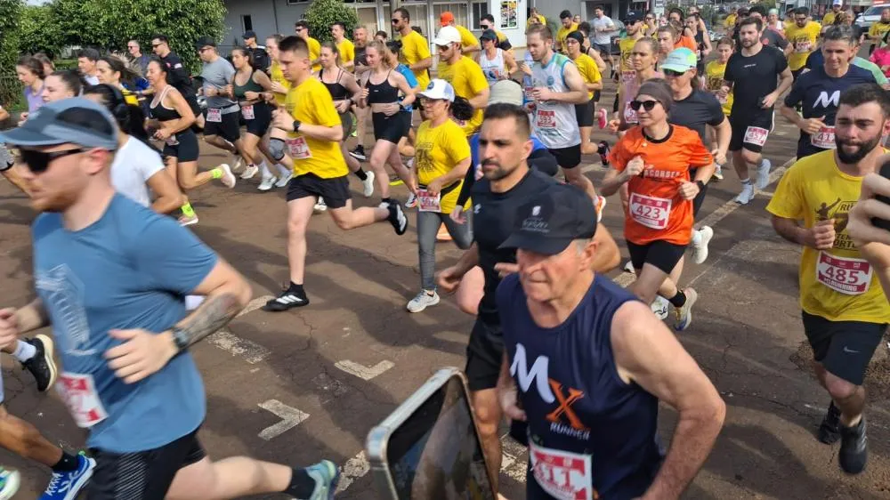 Rústica dos 71 anos reúne 550 atletas e transforma ruas de Tenente Portela em festa do esporte