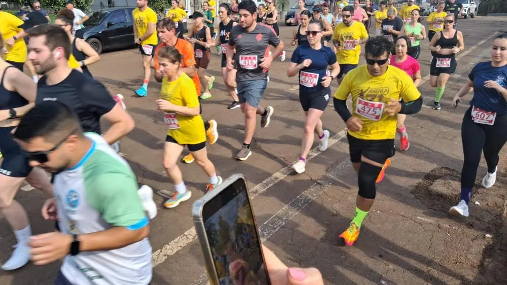 Rústica dos 71 anos reúne 550 atletas e transforma ruas de Tenente Portela em festa do esporte