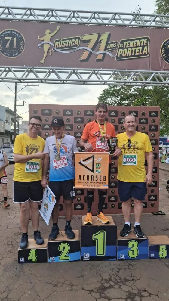 Rústica dos 71 anos reúne 550 atletas e transforma ruas de Tenente Portela em festa do esporte