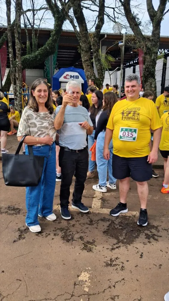Rústica dos 71 anos reúne 550 atletas e transforma ruas de Tenente Portela em festa do esporte