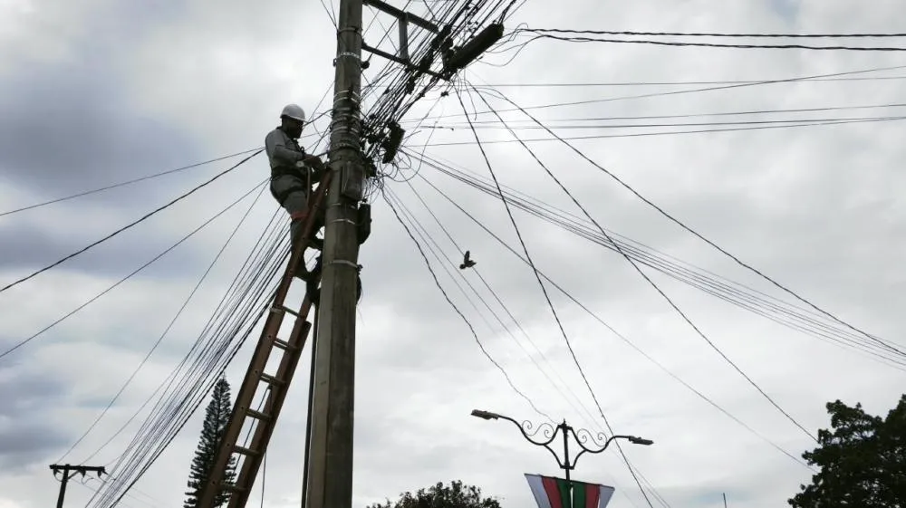 Operação Poste Limpo avança pela área central de Tenente Portela