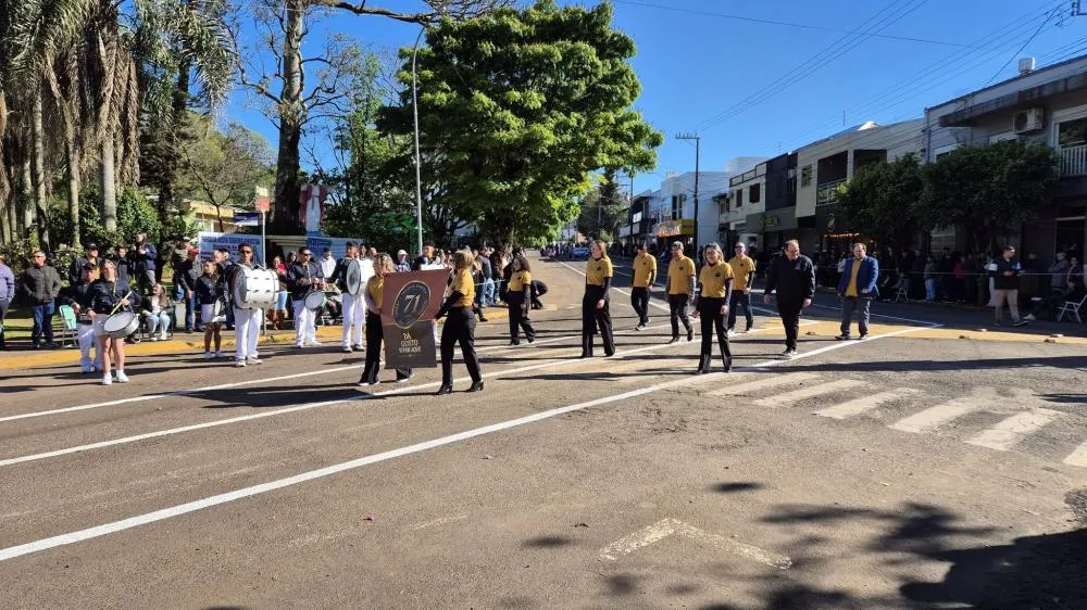 Tenente Portela celebra a Independência do Brasil com desfile cívico