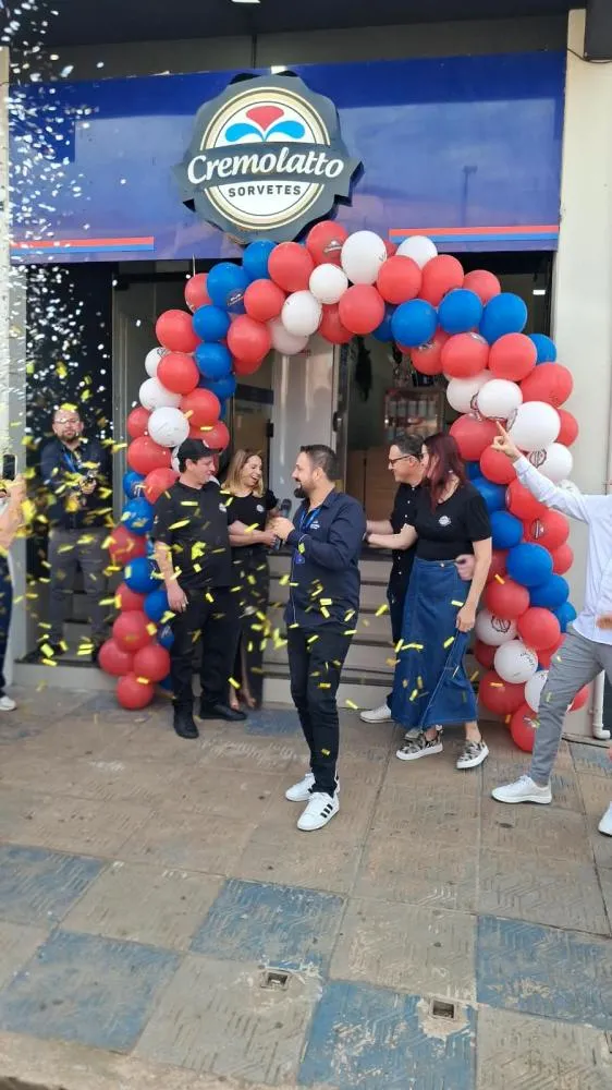 Cremolatto reinaugura loja em Tenente Portela com ambiente renovado e novas estruturas