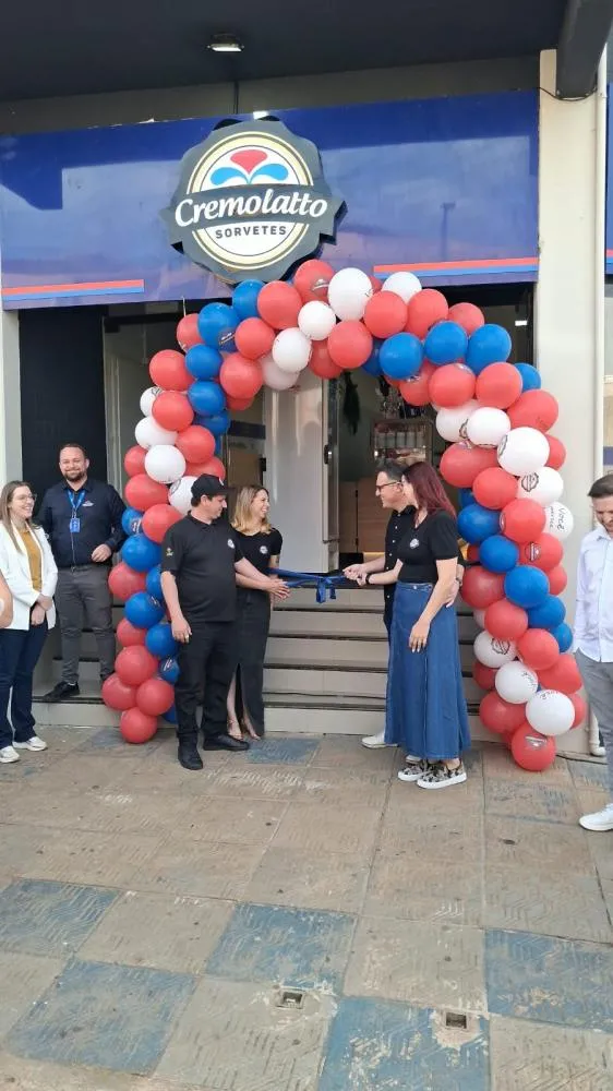 Cremolatto reinaugura loja em Tenente Portela com ambiente renovado e novas estruturas