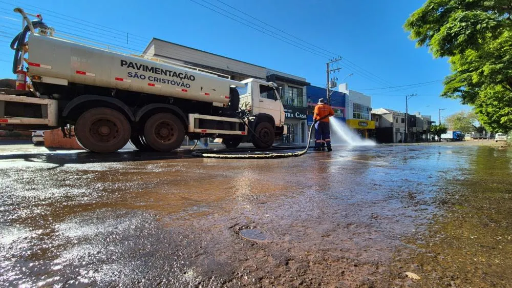 Preparação para recapeamento avança na Avenida Santa Rosa em Tenente Portela