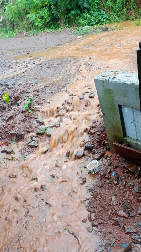Moradores do Bairro Esperança cobram solução para problemas de drenagem em Miraguaí
