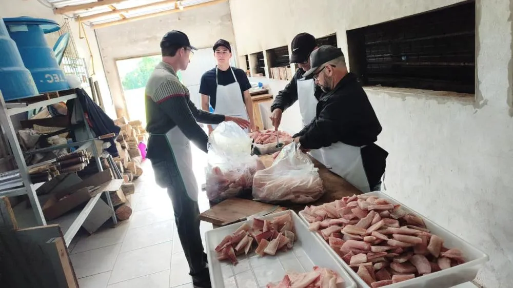 Seminário regional reúne produtores para discutir cadeia produtiva da tilápia em Tenente Portela