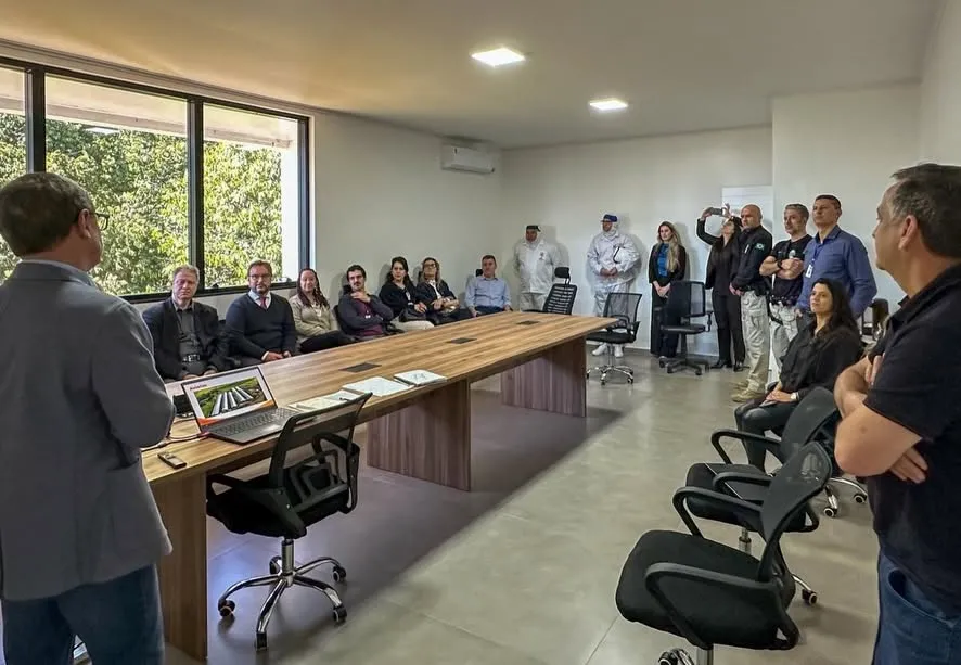 TRT-RS visita unidade da Mais Frango em Miraguaí