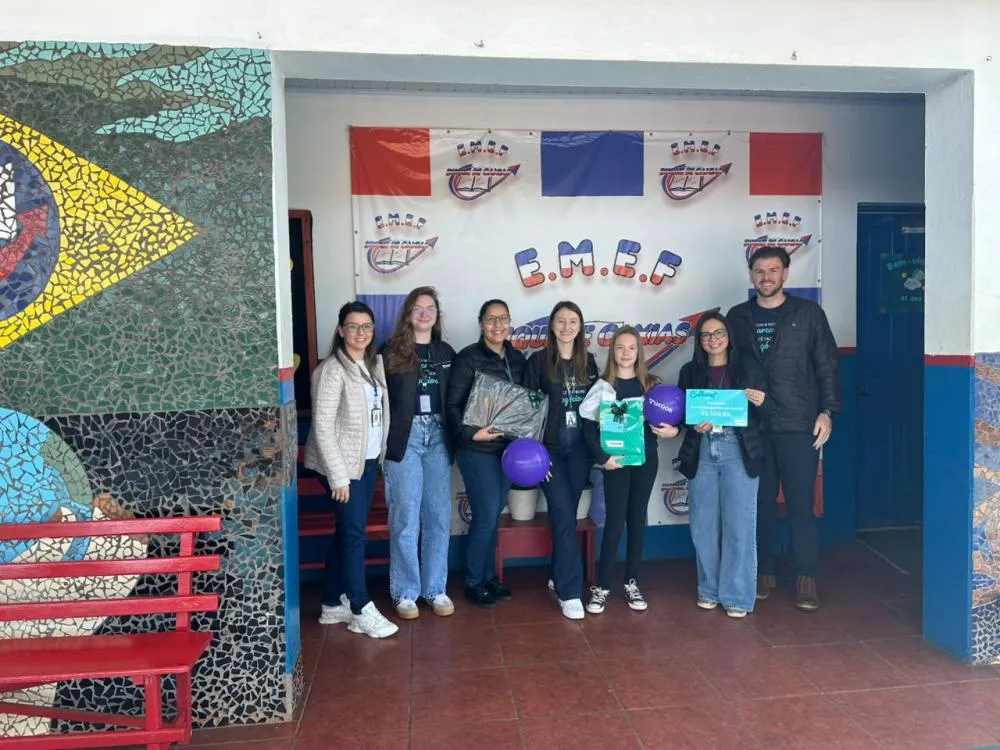 Sicoob Creditapiranga realiza premiação da etapa local do Concurso Cultural 2026 com o tema “Com cooperação, a gente encontra a solução”