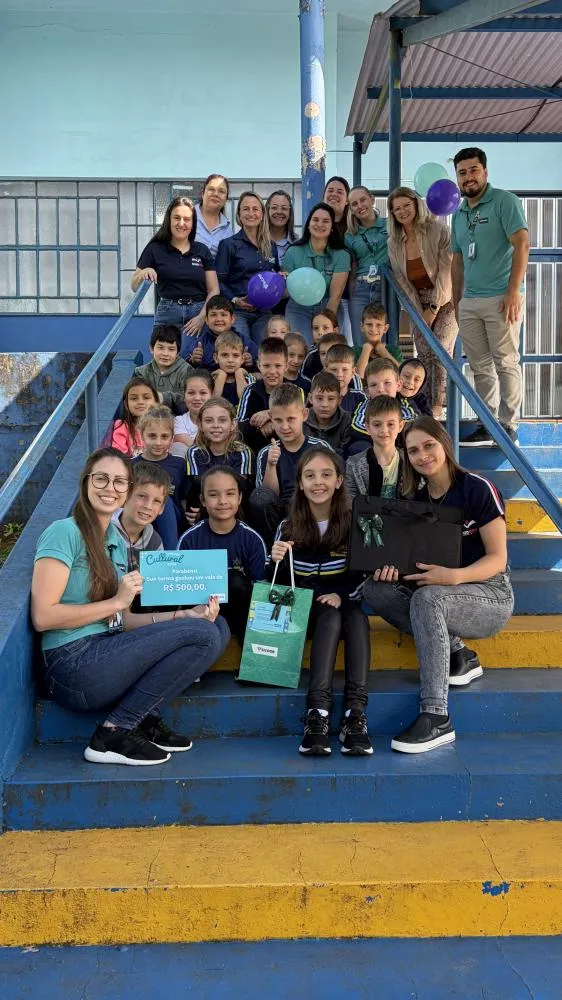 Sicoob Creditapiranga realiza premiação da etapa local do Concurso Cultural 2026 com o tema “Com cooperação, a gente encontra a solução”