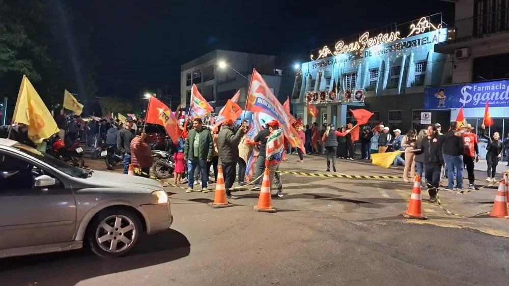 Vitória de Lula mobiliza militância do PT e reúne apoiadores em Tenente Portela