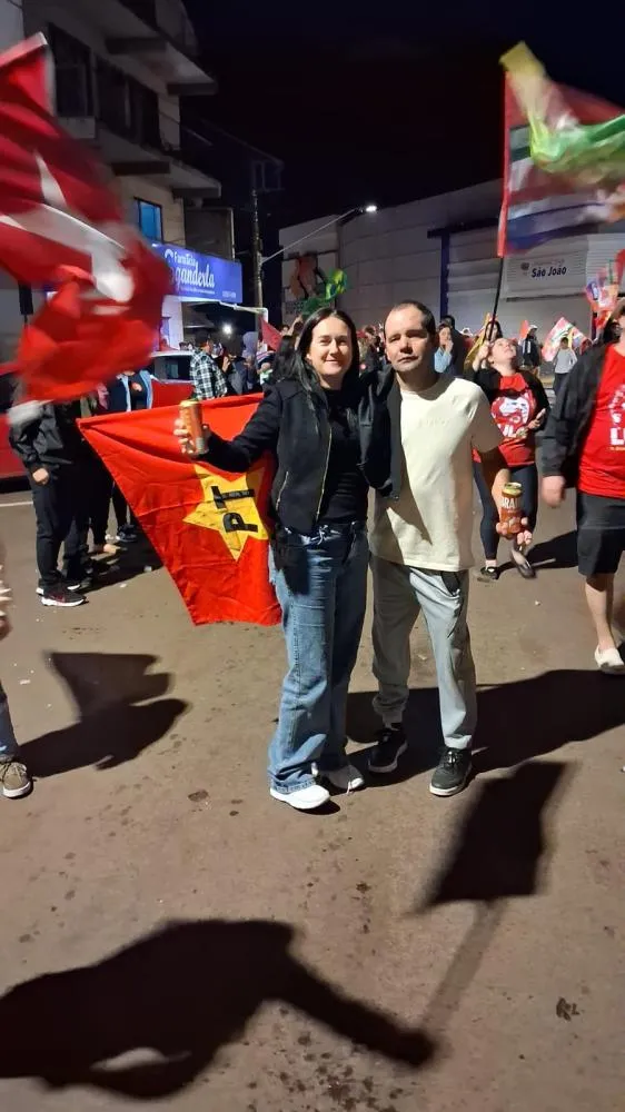 Vitória de Lula mobiliza militância do PT e reúne apoiadores em Tenente Portela