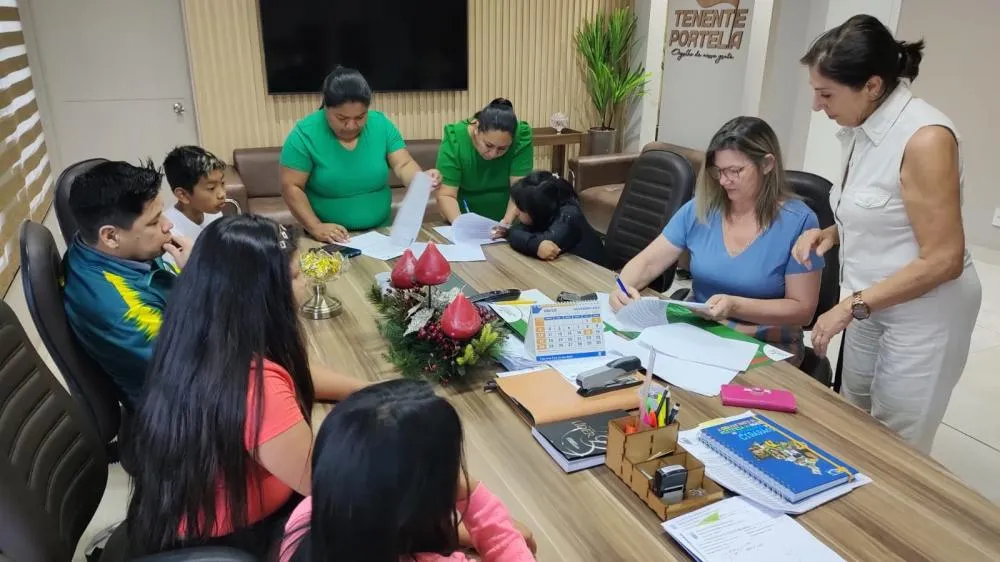 Escolas indígenas recebem equipamentos através de parceria entre o Estado e o Município