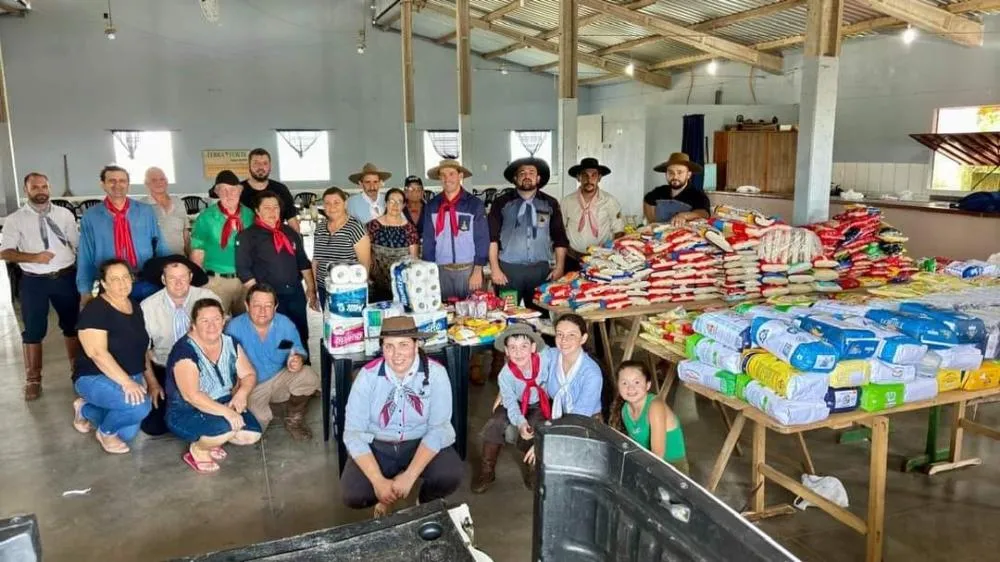  Foram arrecadados mais de 1.800 kg de alimentos e itens de higiene e limpeza, que serão doados ao Hospital Santo Antônio de Tenente Portela / Foto: Divulgação