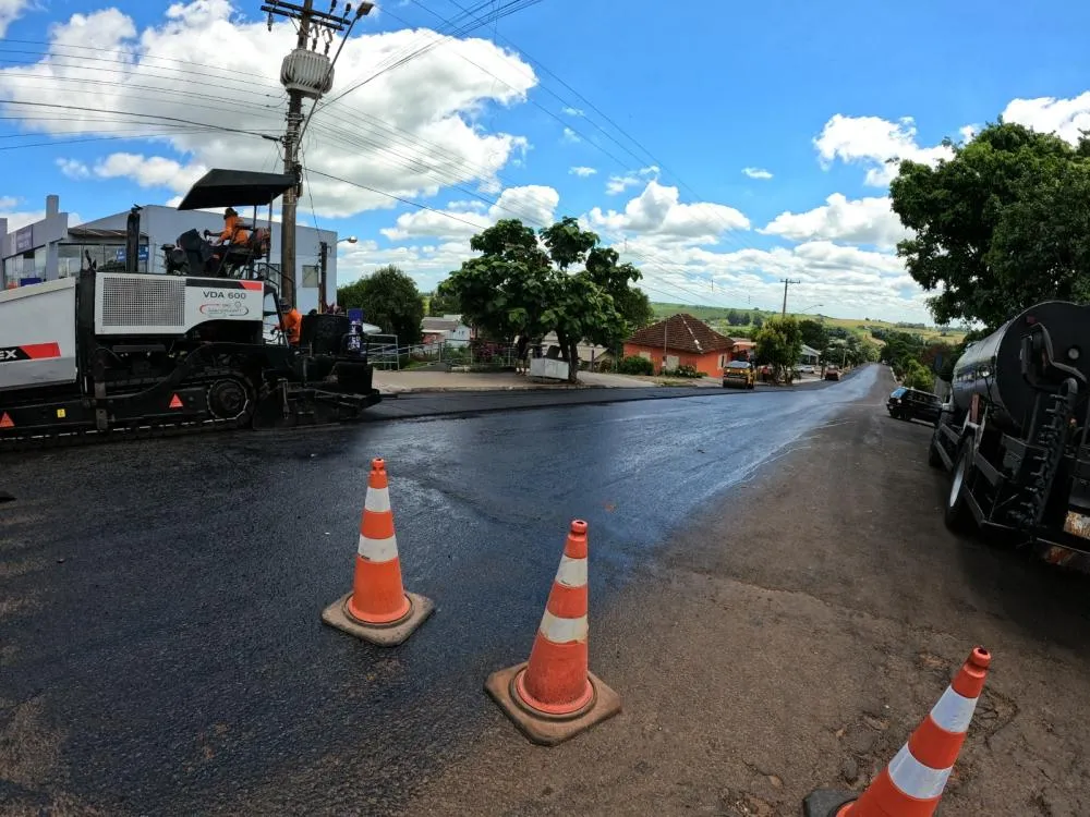 Projeto Ipanema: pavimentação avança e está na reta final