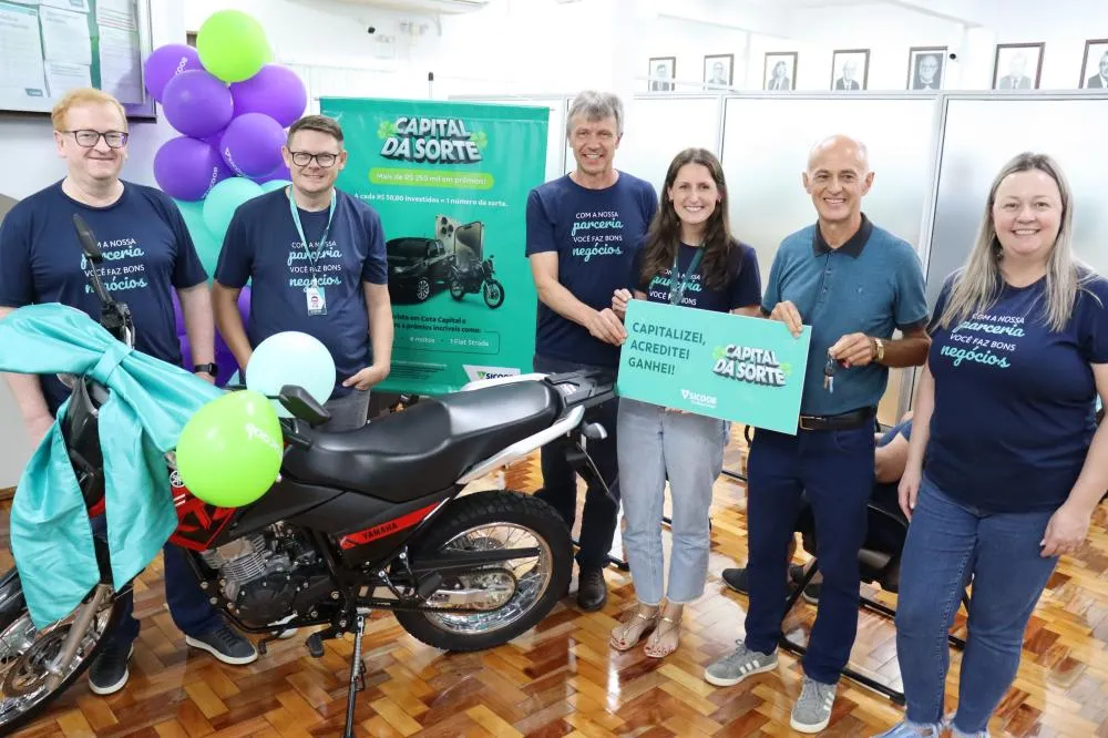 Sicoob Creditapiranga realiza entrega de motocicletas para cooperados contemplados na Promoção Capital da Sorte