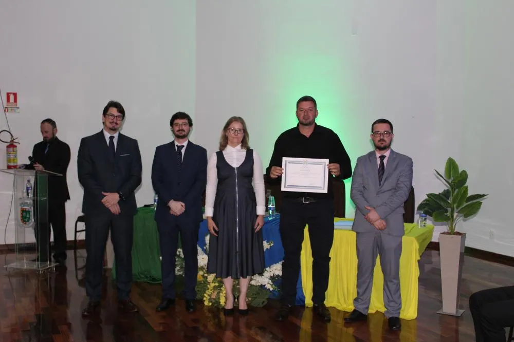 Confira as fotos da diplomação do prefeito e vereadores de Vista Gaúcha
