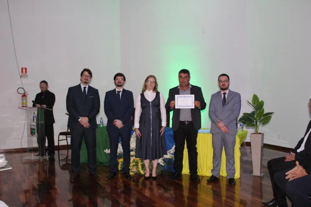 Confira as fotos da diplomação do prefeito e vereadores de Vista Gaúcha