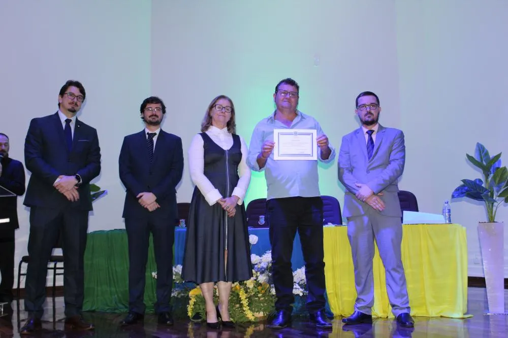 Confira as fotos da diplomação do prefeito e vereadores de Tenente Portela