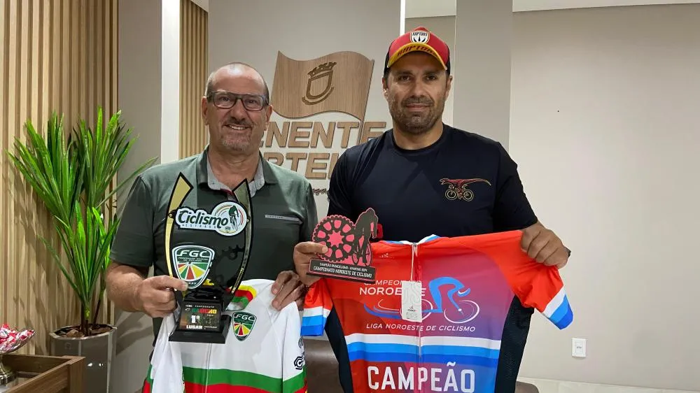 Prefeito Rosemar Sala recebe a visita do paraciclista Ricardo Raffaelli