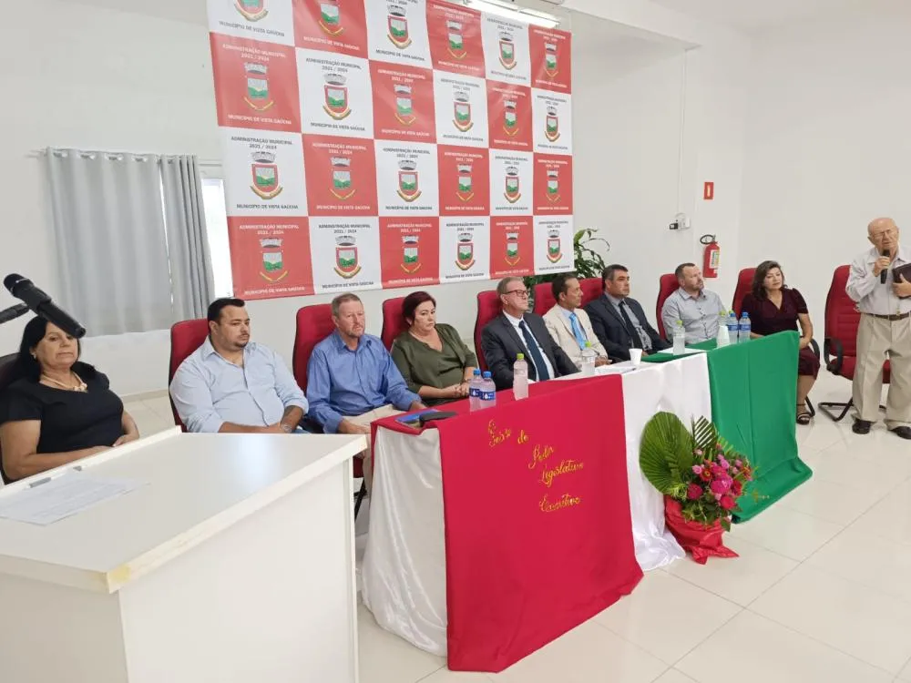 Posse de vereadores, prefeito e vice-prefeito marca o 1º dia de 2025