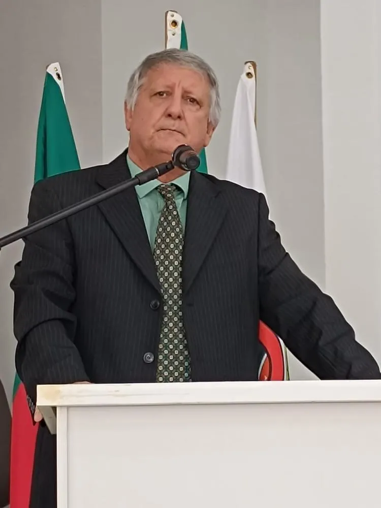 Eleitos para a gestão 2025-2028 tomaram posse em sessão solene no Auditório Municipal Michele Prates