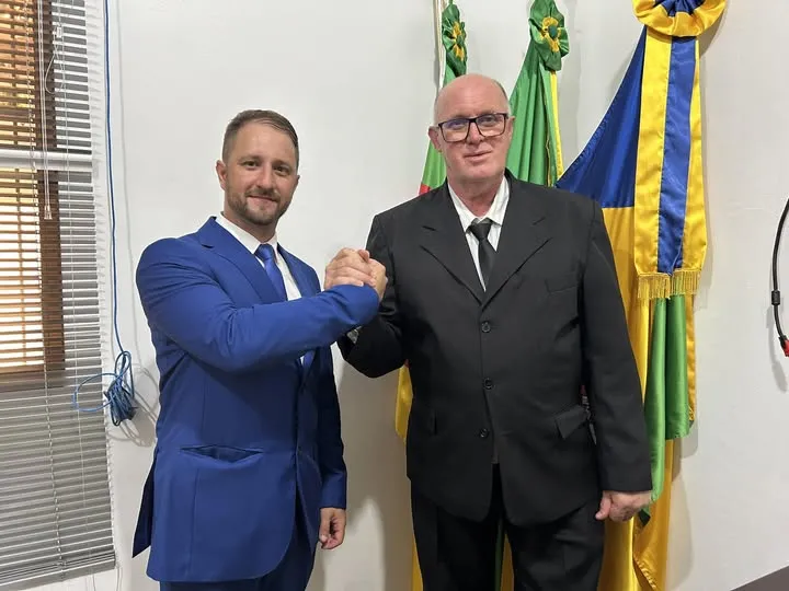 Neco e Ricardo apresentaram também os secretários municipais da nova gestão / Foto: Cleiton Figueiredo/ Rádio Líder 