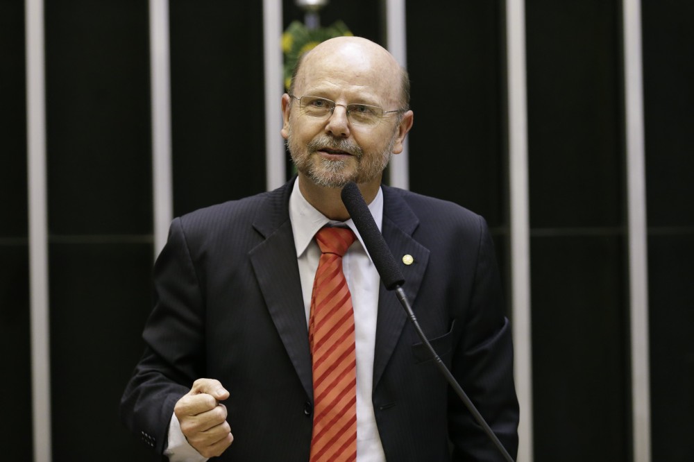 Bolsonaro previa só R$ 2,6 milhões. Lula destina R$ 500 milhões