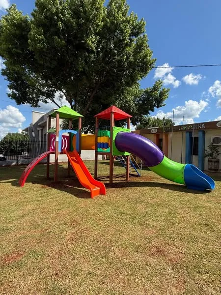 Emendas Impositivas garantem novos brinquedos para a Escola Lenirinha