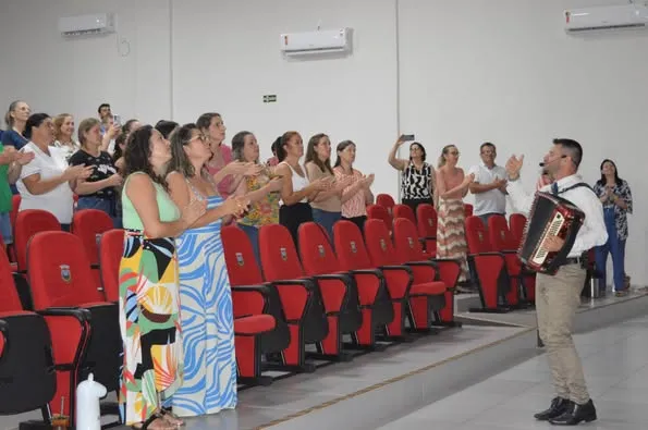 Semana de Formação prepara educadores para o ano letivo de 2025 