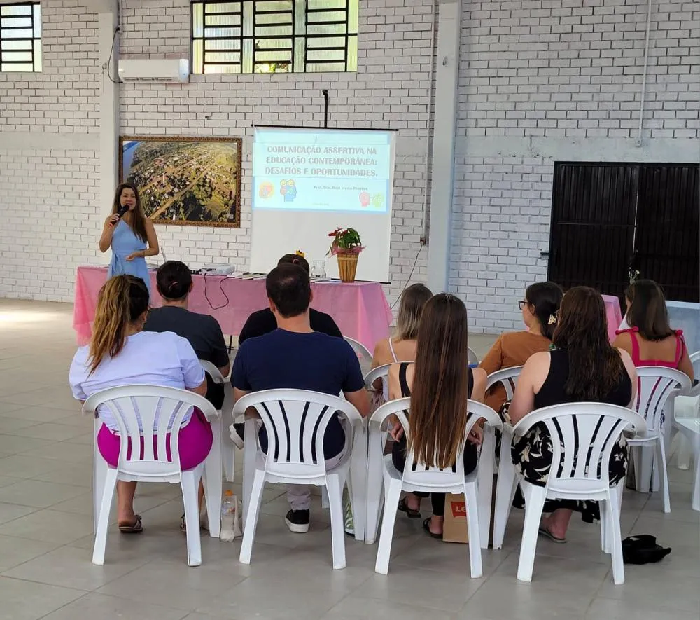 Semana pedagógica marca preparação para o retorno às aulas na rede municipal de ensino