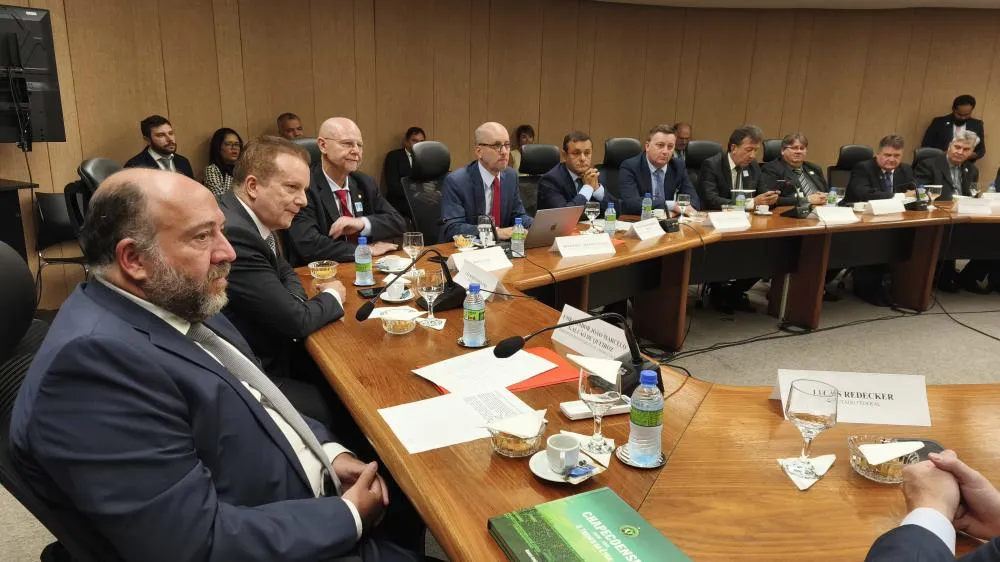 Autoridades Brasileiras e Argentinas discutem construção de ponte Internacional no Palácio Itamaraty
