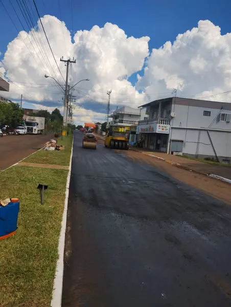 Recapeamento da ERS-330 avança pelo centro da cidade