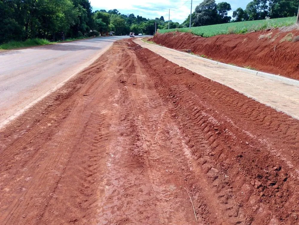Prefeito e Vice acompanham obras que beneficiam lazer e desenvolvimento econômico