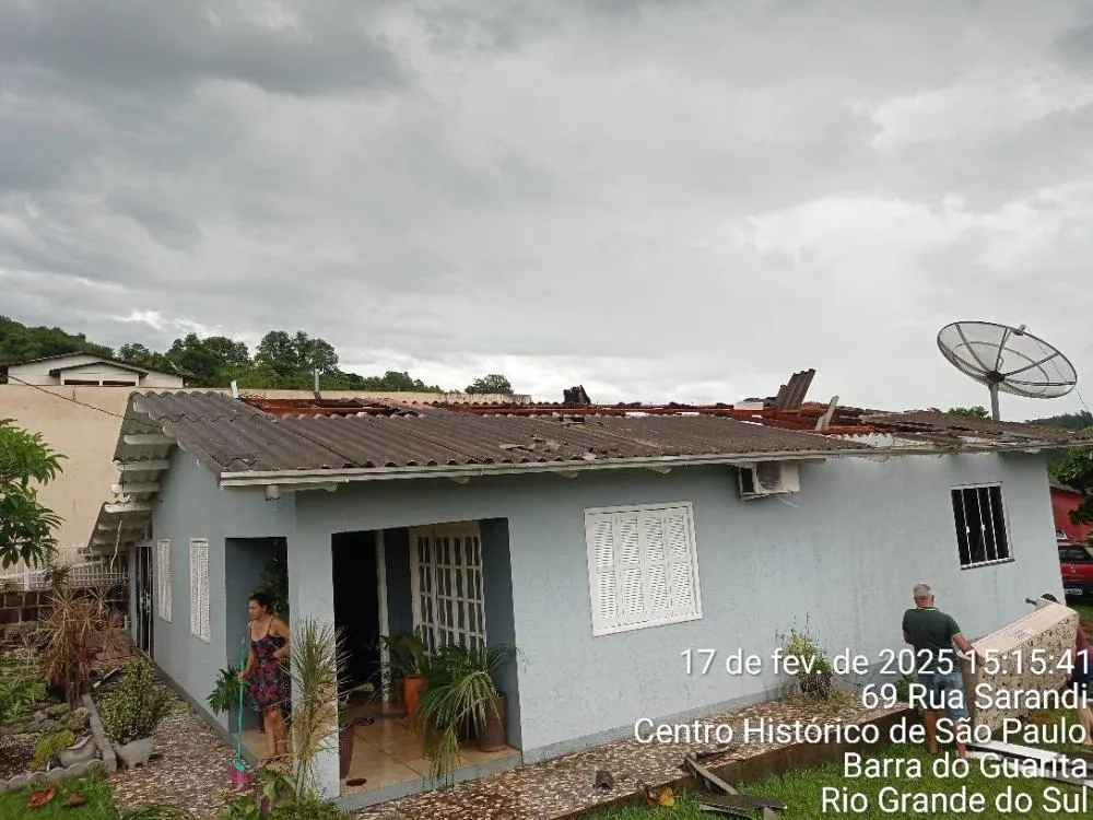 Temporal causa estragos em Barra do Guarita