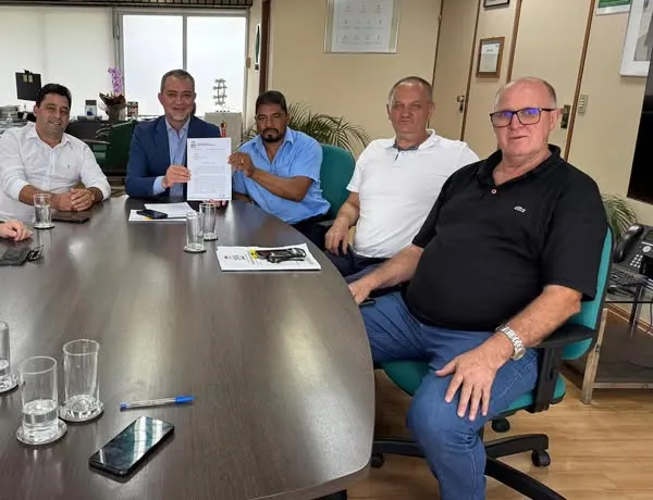 Presidente da Conab recebe lideranças de Miraguaí em Brasília