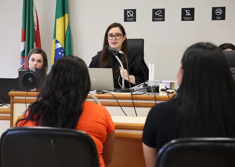 A inclusão de intérprete indígena, sugerida pela deputada federal Maria do Rosário (PT), foi reivindicada pelas mulheres do GT Guarita pela Vida - Foto: Juliano Verardi – Dicom/TJRS