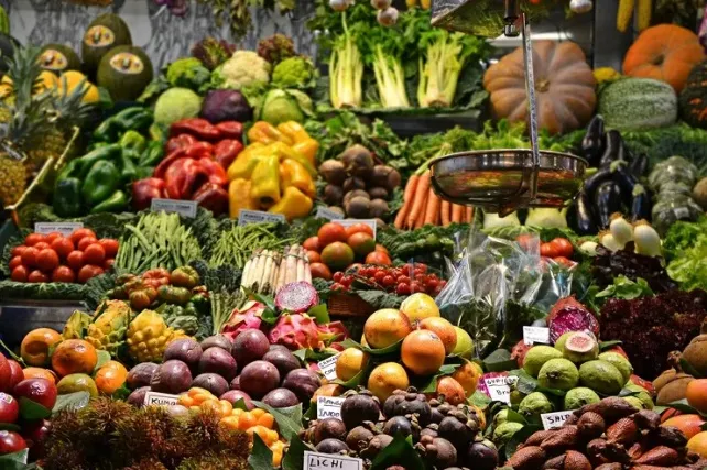 Ministros de Lula se reuniram com representantes do setor alimentício para debater anúncios - Jacopo Maiarelli / Unsplash