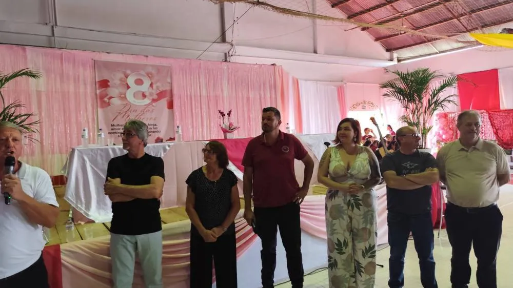 Homenagem às mulheres acontece em grande estilo