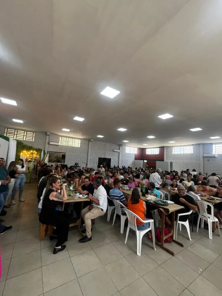 Evento da Terceira Idade marca o início das comemorações do município 