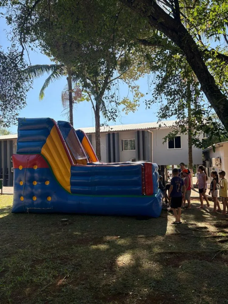 Administração Municipal realiza tarde festiva com crianças na Praça Central