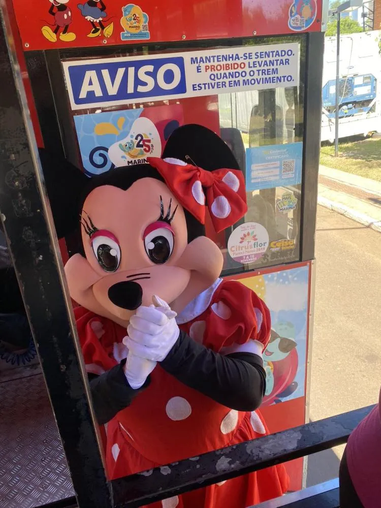 Administração Municipal realiza tarde festiva com crianças na Praça Central