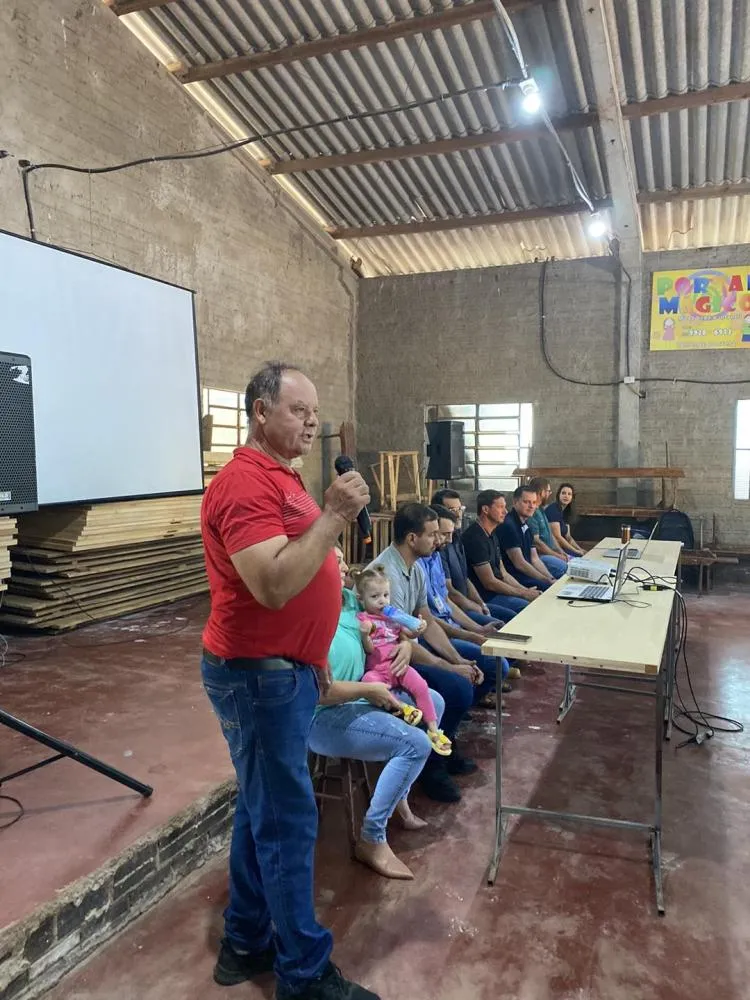 Seminário sobre piscicultura e produção de leite reúne produtores em Barra do Guarita