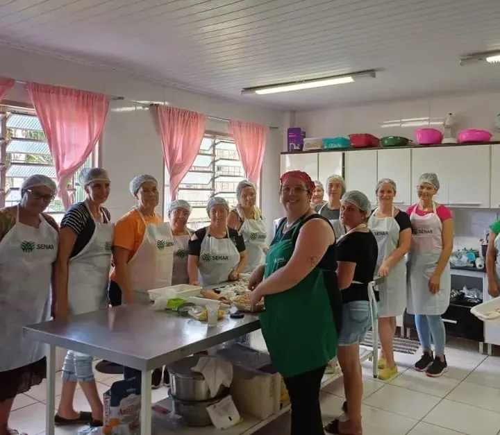 CRAS oferece oficinas e capacitações com foco em aprendizado e renda