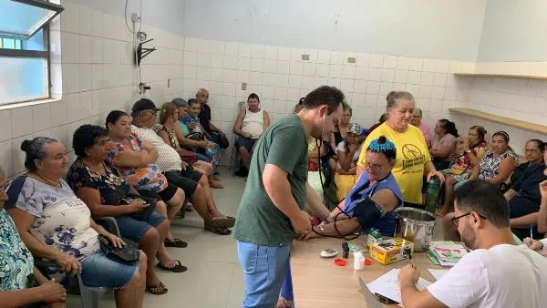 Secretaria de Saúde realiza encontro com diabéticos e hipertensos
