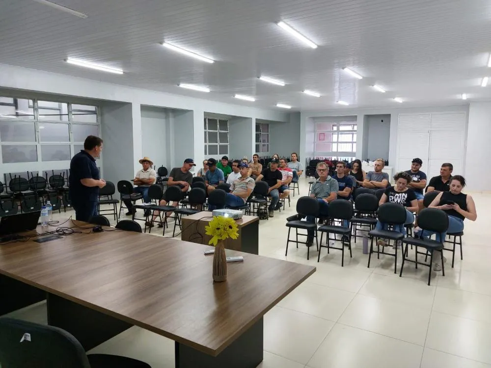 Emater e Prefeitura promovem capacitação sobre Nota Fiscal Fácil