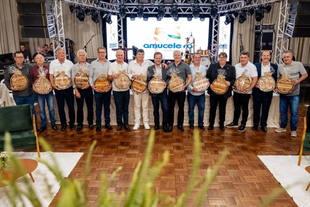 Associação de Municípios da Região Celeiro completa 55 anos com celebração
