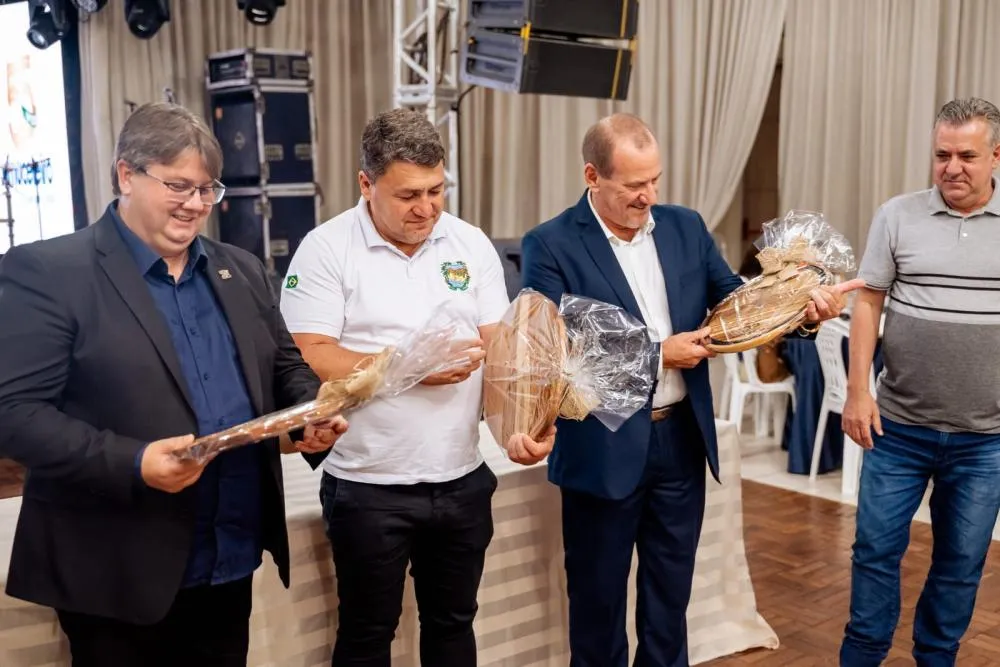 Associação de Municípios da Região Celeiro completa 55 anos com celebração